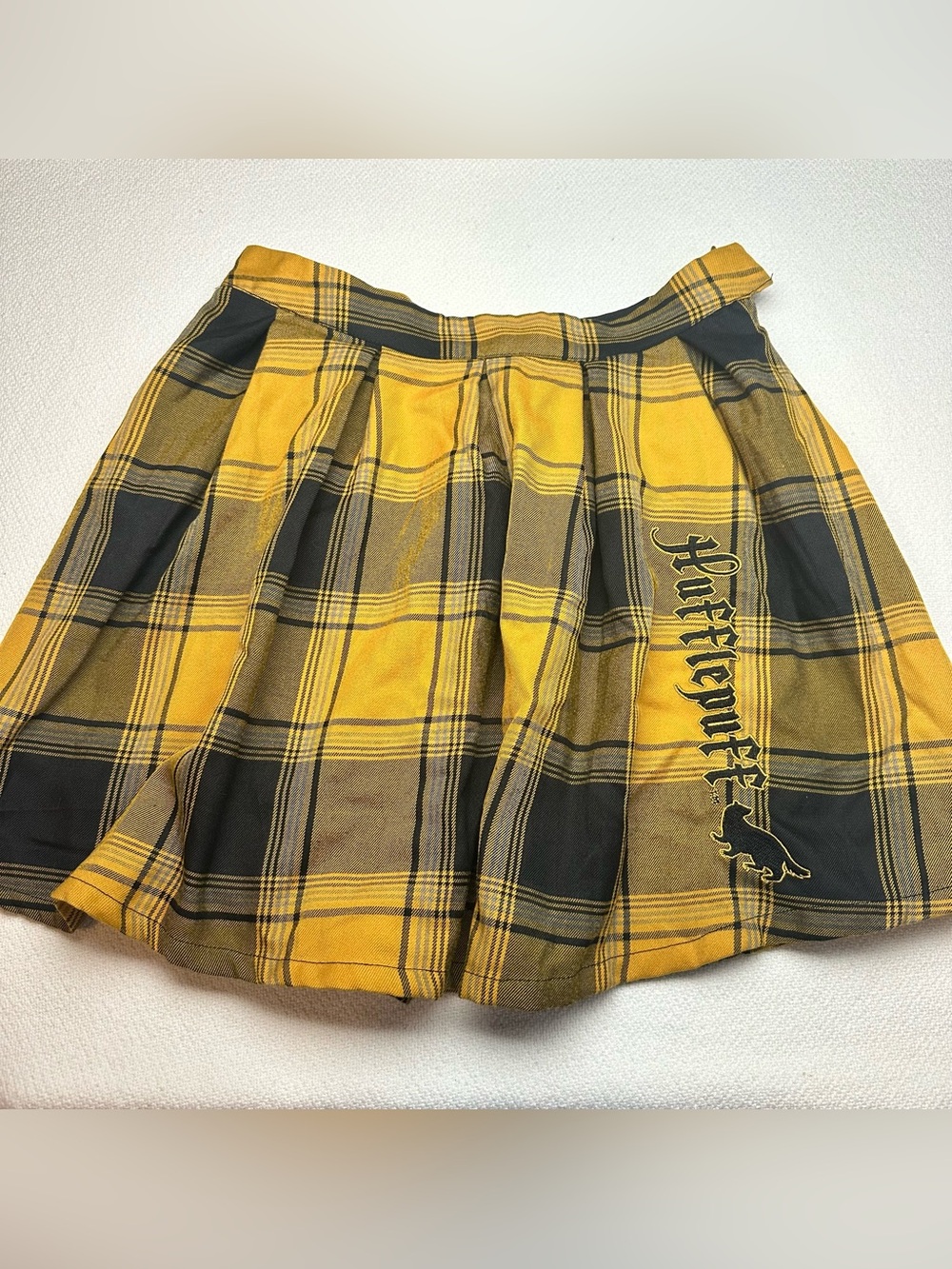 Hot Topic Harry Potter Plaid Hufflepuff Skirt SM
